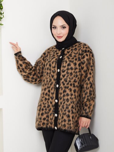 Leopar Desenli Yumuşak Dokulu Düğmeli Oversize Triko Hırka - Kaylule
